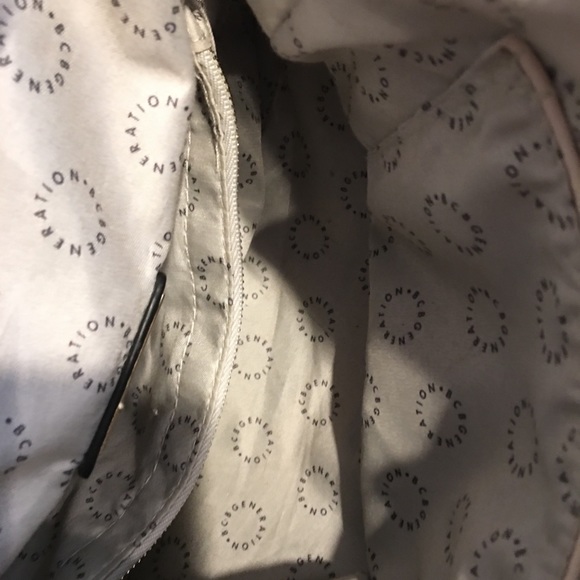BCBG BAG,  Nice Medium sized bag - Picture 6 of 8